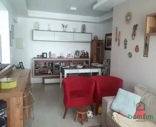 Imagem Apartamento com 2 Quartos à Venda, 74 m² em Menino Deus - Porto Alegre Imagem Apartamento com 2 Quartos à Venda, 74 m² em Menino Deus - Porto Alegre