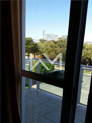 Imagem Sobrado com 3 Quartos à Venda, 240 m² em Conjunto Residencial Santana - Arujá Imagem Sobrado com 3 Quartos à Venda, 240 m² em Conjunto Residencial Santana - Arujá