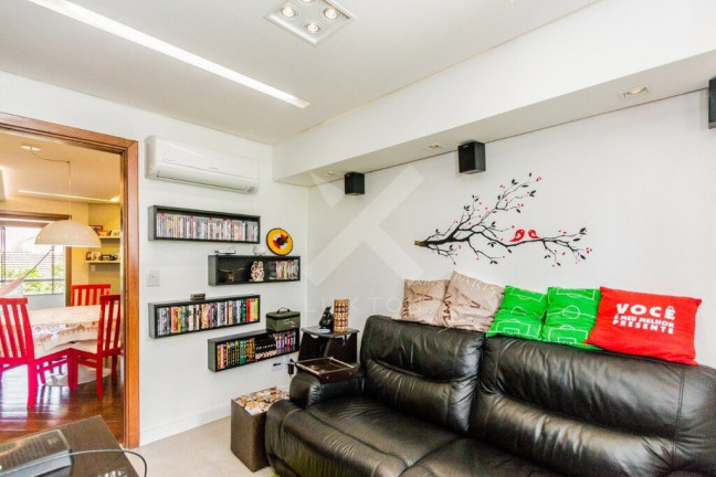 Imagem Apartamento com 3 Quartos à Venda, 132 m² em Auxiliadora - Porto Alegre Imagem Apartamento com 3 Quartos à Venda, 132 m² em Auxiliadora - Porto Alegre