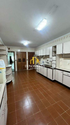 Imagem Casa com 3 Quartos à Venda, 218 m² em Vila Bastos - Santo André Imagem Casa com 3 Quartos à Venda, 218 m² em Vila Bastos - Santo André