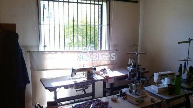 Imagem Sobrado com 4 Quartos à Venda, 147 m² em Centro - Pelotas