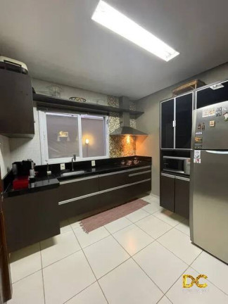 Imagem Casa de Condomínio com 3 Quartos à Venda, 285 m² em Jardim Imperial - Cuiabá Imagem Casa de Condomínio com 3 Quartos à Venda, 285 m² em Jardim Imperial - Cuiabá