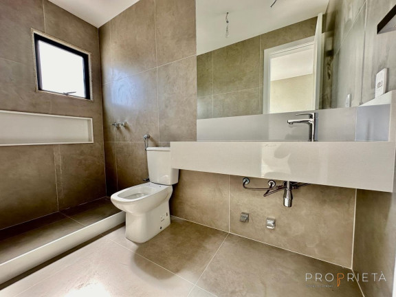 Imagem Casa de Condomínio com 4 Quartos à Venda, 500 m² em Barra Da Tijuca - Rio De Janeiro Imagem Casa de Condomínio com 4 Quartos à Venda, 500 m² em Barra Da Tijuca - Rio De Janeiro