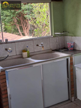 Imagem Casa com 3 Quartos à Venda, em Centro - Sarzedo Imagem Casa com 3 Quartos à Venda, em Centro - Sarzedo