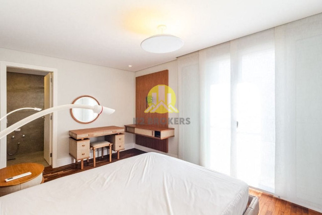 Imagem Apartamento com 3 Quartos à Venda, 128 m² em Vila Nova Conceição - São Paulo Imagem Apartamento com 3 Quartos à Venda, 128 m² em Vila Nova Conceição - São Paulo