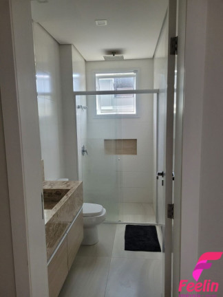 Imagem Casa com 4 Quartos à Venda, 306 m² em Campeche - Florianópolis