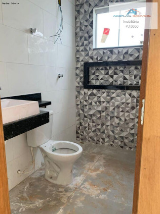 Imagem Casa com 2 Quartos à Venda, 58 m² Imagem Casa com 2 Quartos à Venda, 58 m²