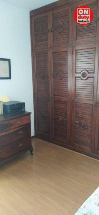 Imagem Casa com 3 Quartos à Venda, 212 m² em Embaré - Santos Imagem Casa com 3 Quartos à Venda, 212 m² em Embaré - Santos