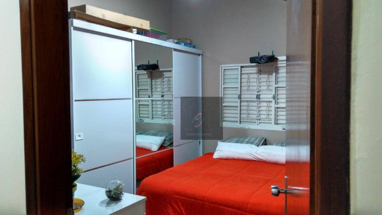 Imagem Casa com 3 Quartos à Venda, 180 m² em Jundiaí Mirim - Jundiaí Imagem Casa com 3 Quartos à Venda, 180 m² em Jundiaí Mirim - Jundiaí