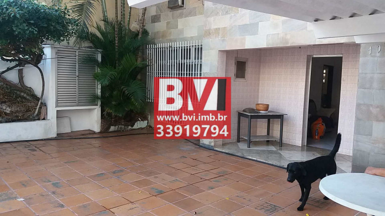 Imagem Casa com 4 Quartos à Venda, 200 m² em Vista Alegre - Rio De Janeiro Imagem Casa com 4 Quartos à Venda, 200 m² em Vista Alegre - Rio De Janeiro