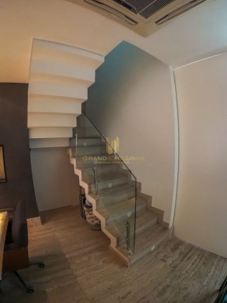 Imagem Cobertura com 3 Quartos à Venda, 252 m² em Centro - Balneário Camboriú Imagem Cobertura com 3 Quartos à Venda, 252 m² em Centro - Balneário Camboriú