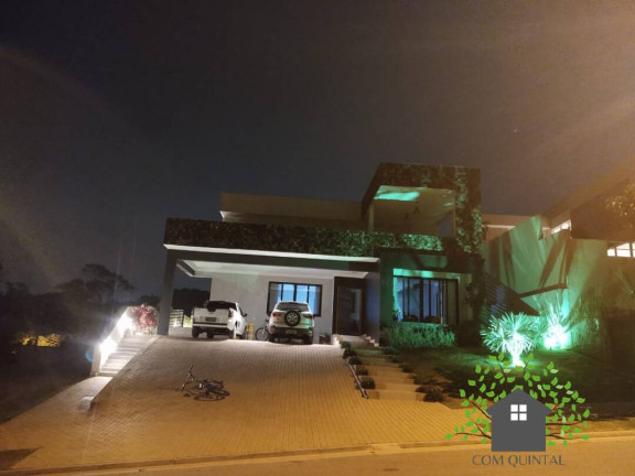 Casa à Venda, 366 m² em Gramado - Cotia