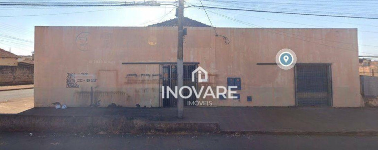 Galpão à Venda, 882 m² em Setor Santos Dumont - Itumbiara