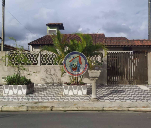 Casa com 3 Quartos à Venda, 146 m² em Loty - Mongaguá