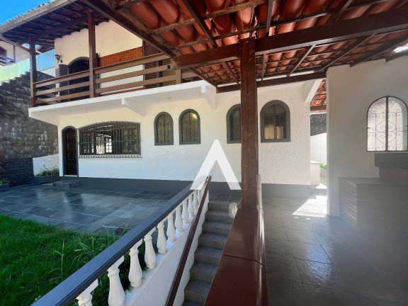 Imagem Casa com 4 Quartos à Venda, 173 m² em Alto - Teresópolis Imagem Casa com 4 Quartos à Venda, 173 m² em Alto - Teresópolis