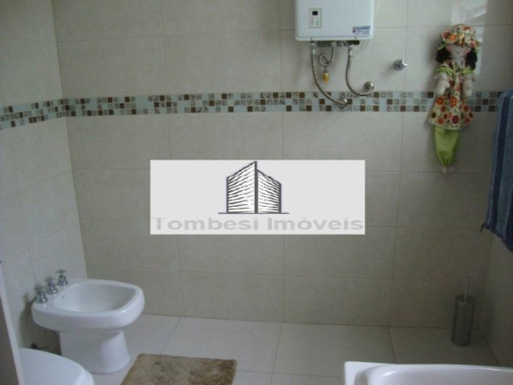 Imagem Casa com 3 Quartos à Venda, 292 m² em Jardim Sabará - Porto Alegre Imagem Casa com 3 Quartos à Venda, 292 m² em Jardim Sabará - Porto Alegre