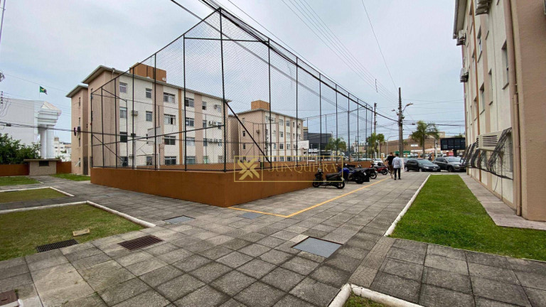 Imagem Apartamento com 3 Quartos à Venda, 50 m² em Barreiros - São José