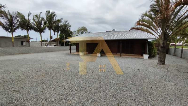 Imóvel com 3 Quartos à Venda, 362 m² em Araçatuba - Imbituba