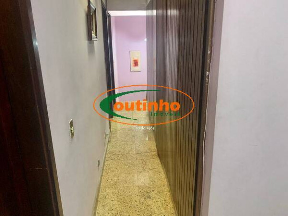 Imagem Casa com 4 Quartos à Venda, 400 m² em Grajaú - Rio De Janeiro Imagem Casa com 4 Quartos à Venda, 400 m² em Grajaú - Rio De Janeiro