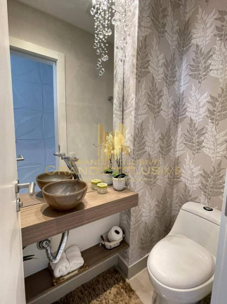 Imagem Apartamento com 3 Quartos à Venda, 169 m² em Centro - Balneário Camboriú Imagem Apartamento com 3 Quartos à Venda, 169 m² em Centro - Balneário Camboriú