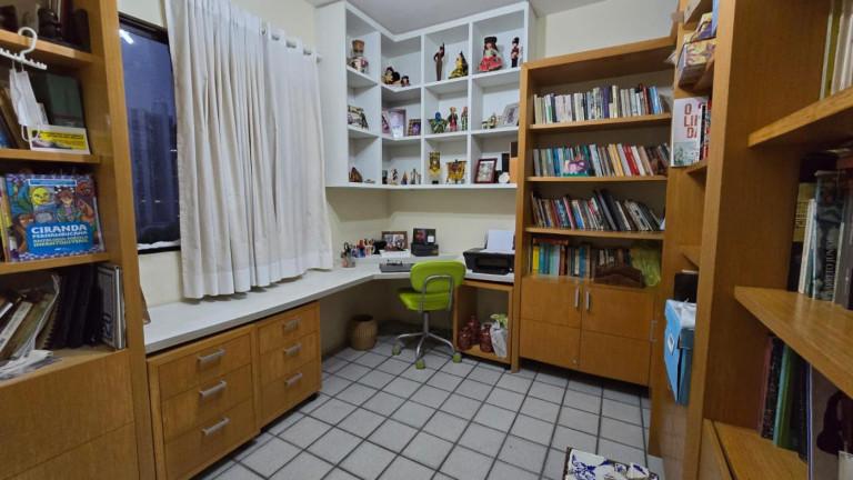 Imagem Apartamento com 3 Quartos à Venda, 110 m² em Parnamirim - Recife