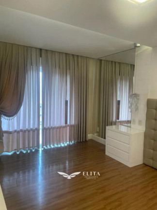 Imagem Casa com 4 Quartos à Venda, 327 m² em Centro - Barra Velha