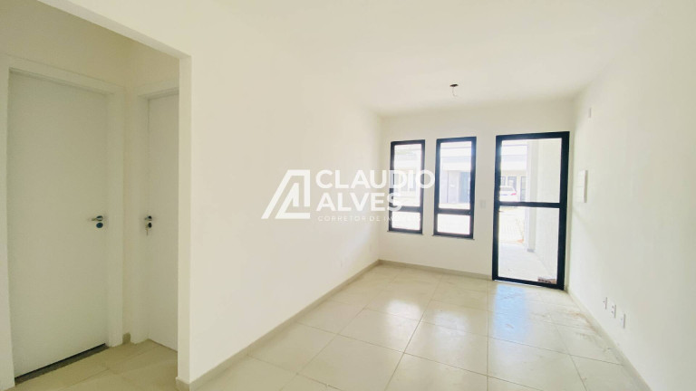 Imagem Casa de Condomínio com 3 Quartos à Venda, 81 m² em Registro - Feira De Santana