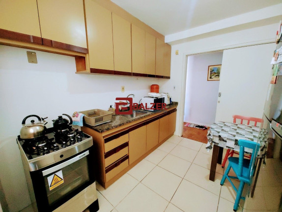 Imagem Apartamento com 2 Quartos à Venda, 93 m² em Centro - Florianópolis