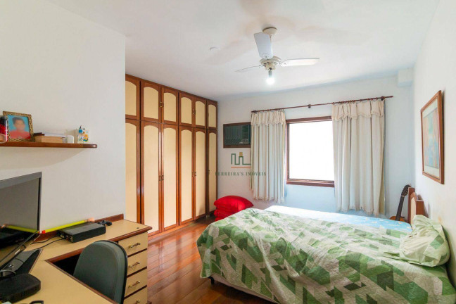 Imagem Casa com 4 Quartos à Venda, 450 m² em Piratininga - Niterói Imagem Casa com 4 Quartos à Venda, 450 m² em Piratininga - Niterói