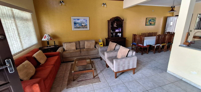 Imagem Casa com 4 Quartos à Venda, 368 m² em Balneário Stella Maris - Peruíbe Imagem Casa com 4 Quartos à Venda, 368 m² em Balneário Stella Maris - Peruíbe