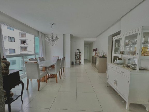 Imagem Apartamento com 3 Quartos à Venda, 158 m² em Centro - Balneário Camboriú Imagem Apartamento com 3 Quartos à Venda, 158 m² em Centro - Balneário Camboriú