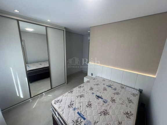 Imagem Apartamento com 3 Quartos para Alugar, em Centro - Balneário Camboriú Imagem Apartamento com 3 Quartos para Alugar, em Centro - Balneário Camboriú