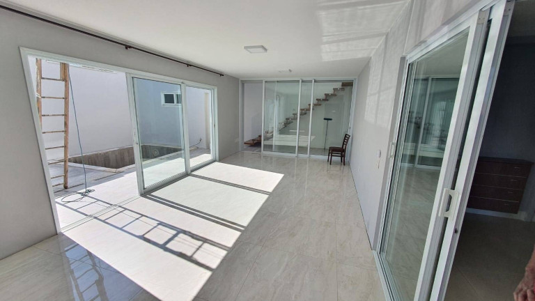 Imagem Casa com 3 Quartos à Venda, 366 m² em Centro - Caieiras