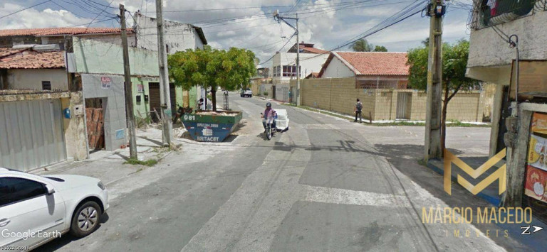 Imagem Casa com 18 Quartos à Venda, 400 m² em álvaro Weyne - Fortaleza Imagem Casa com 18 Quartos à Venda, 400 m² em álvaro Weyne - Fortaleza