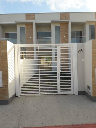 Sobrado com 2 Quartos à Venda,  em Areias - Tijucas