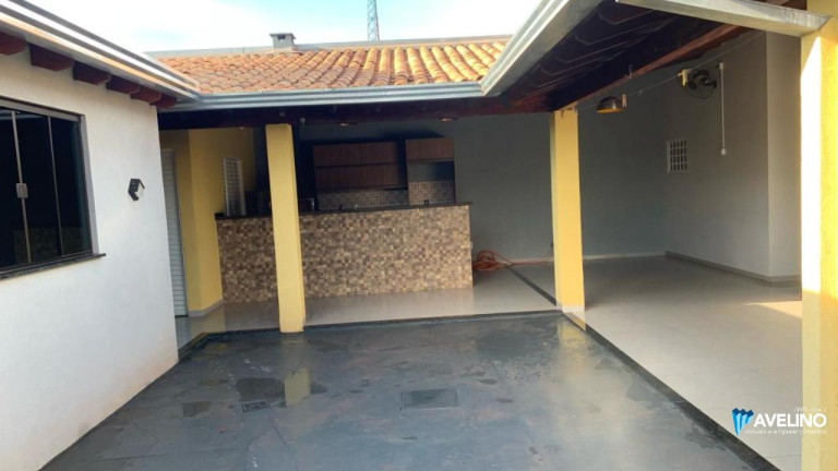Imagem Casa com 4 Quartos à Venda, 220 m² em Vila Arapongas - Dourados Imagem Casa com 4 Quartos à Venda, 220 m² em Vila Arapongas - Dourados