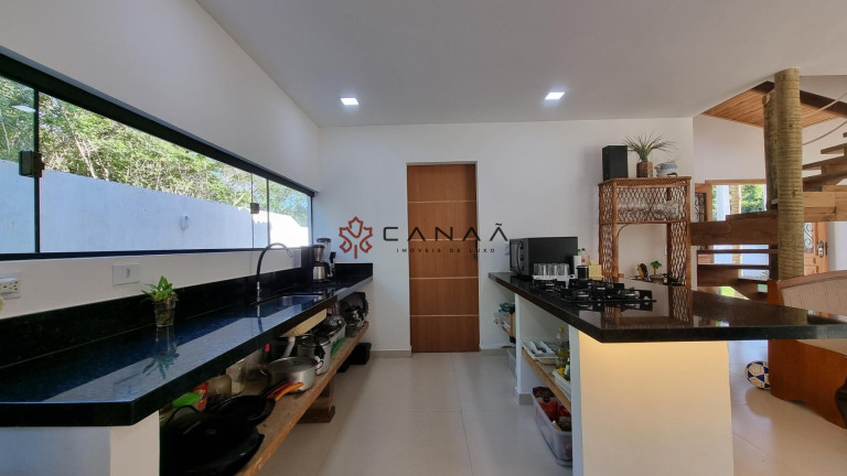 Imagem Casa de Condomínio com 3 Quartos à Venda, 188 m² em Caravelas - Armação Dos Búzios