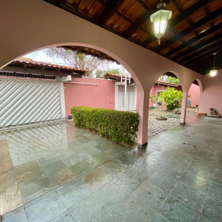 Imagem Casa com 5 Quartos para Alugar, 458 m² em Aleixo - Manaus