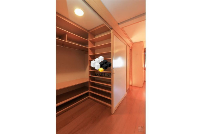 Imagem Apartamento com 3 Quartos à Venda, 211 m² em Mont Serrat - Porto Alegre Imagem Apartamento com 3 Quartos à Venda, 211 m² em Mont Serrat - Porto Alegre