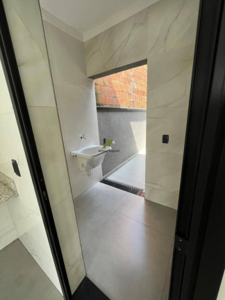 Imagem Imóvel com 2 Quartos à Venda, 75 m²
