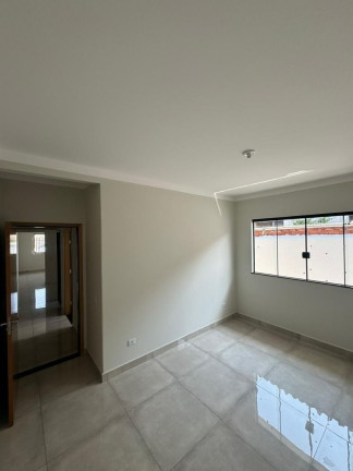Imagem Casa com 2 Quartos à Venda, 70 m² em Parque Tarumã - Maringa