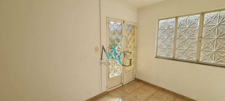 Imagem Casa com 2 Quartos à Venda, 140 m² em Santíssimo - Rio De Janeiro Imagem Casa com 2 Quartos à Venda, 140 m² em Santíssimo - Rio De Janeiro