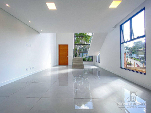 Imagem Casa com 4 Quartos à Venda, 214 m² em Vargem Grande - Teresópolis Imagem Casa com 4 Quartos à Venda, 214 m² em Vargem Grande - Teresópolis