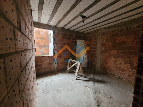 Imagem Casa com 3 Quartos à Venda, 180 m² em Jardim Vitória - Santana Do Paraíso