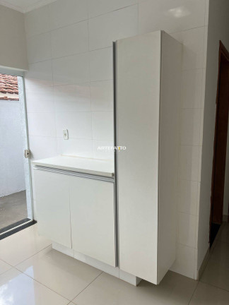 Imagem Casa com 3 Quartos à Venda, 308 m²