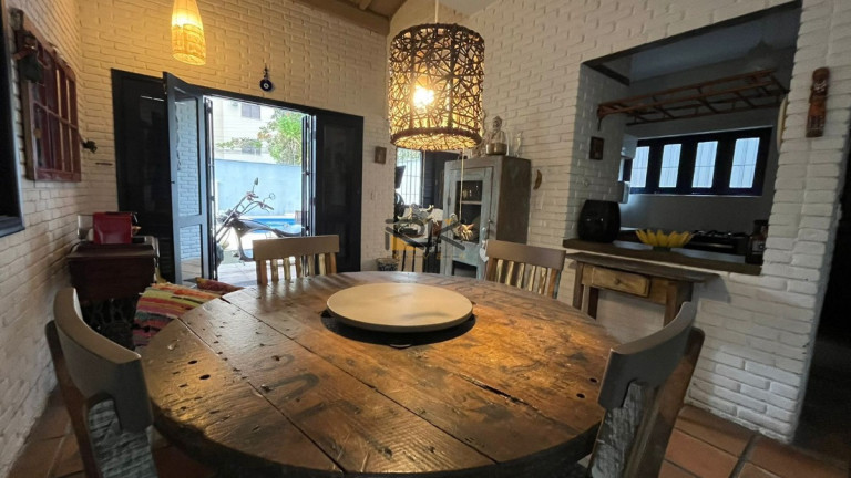 Imagem Sobrado com 3 Quartos à Venda, 106 m² em Itaguá - Ubatuba Imagem Sobrado com 3 Quartos à Venda, 106 m² em Itaguá - Ubatuba