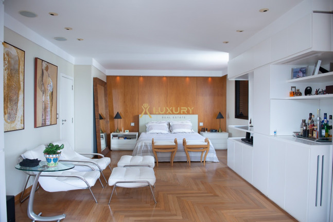 Imagem Imóvel com 3 Quartos à Venda, 587 m² em Belvedere - Belo Horizonte