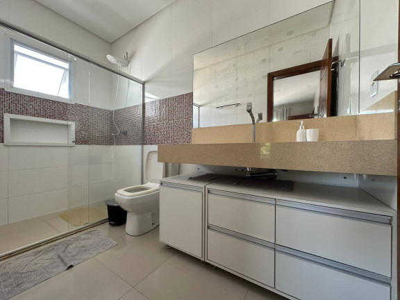 Imagem Casa com 5 Quartos para Alugar,  em Outeiro Da Glória - Porto Seguro