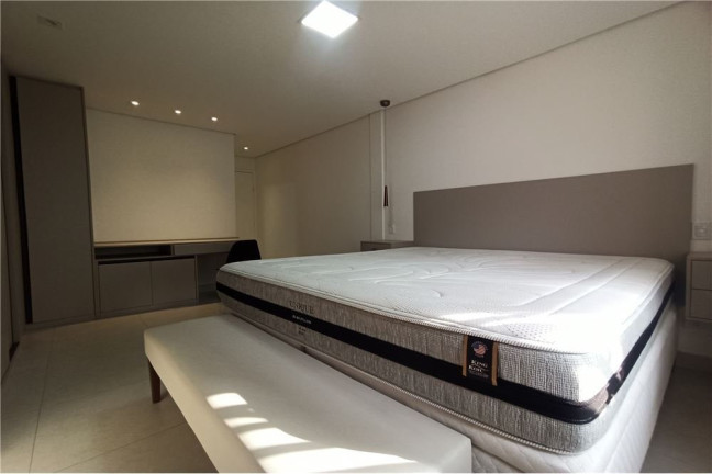 Casa com 3 Quartos à Venda, 136 m² em Cambuci - São Paulo
