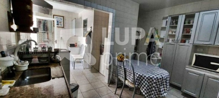 Imagem Casa com 7 Quartos à Venda, 160 m² em Jardim Brasil - São Paulo Imagem Casa com 7 Quartos à Venda, 160 m² em Jardim Brasil - São Paulo